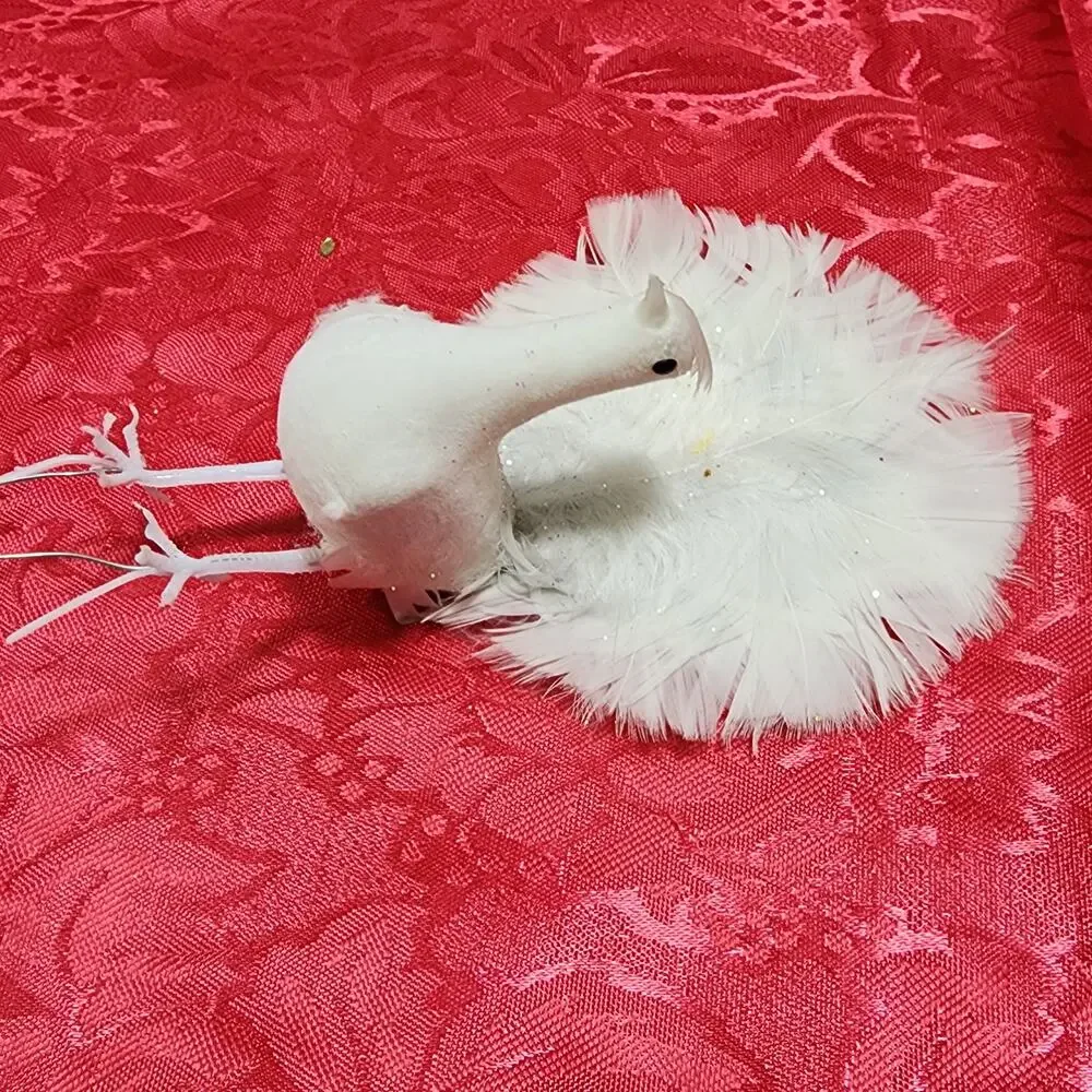 2x White Feather Plumed Peacock Bird Decorations Christmas Tree Wire Pick Stands